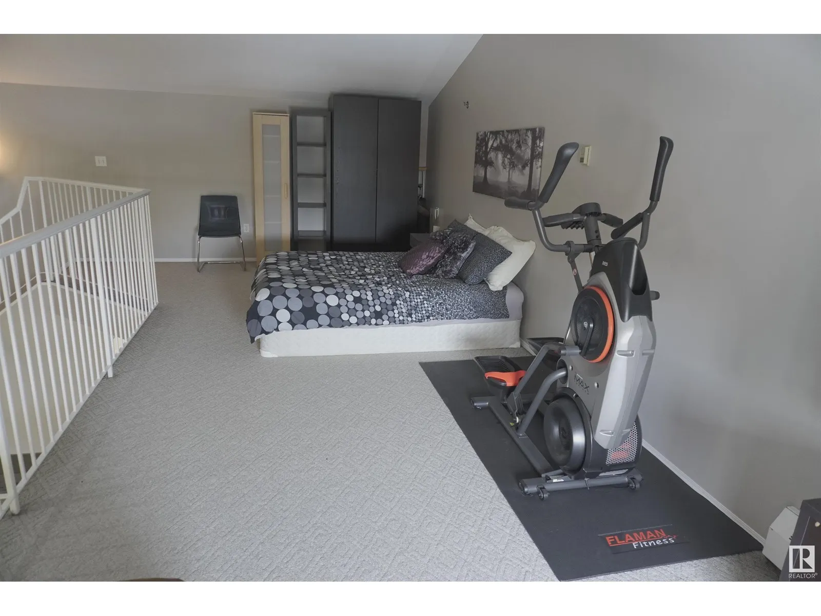 #37 10331 106 ST NW