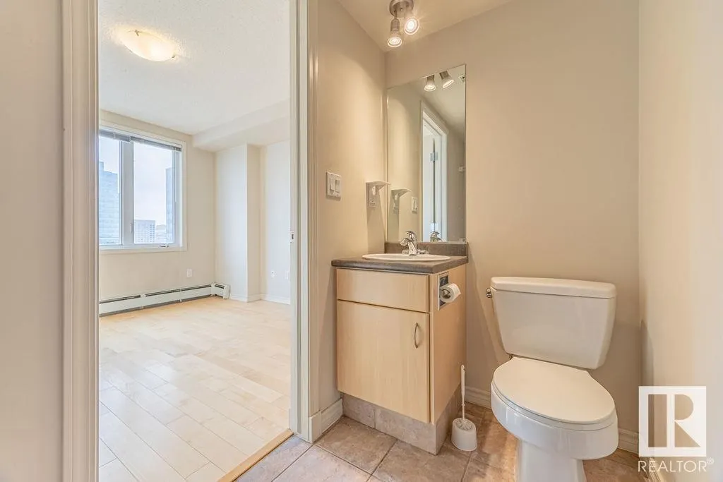 #2301 10180 104 ST NW