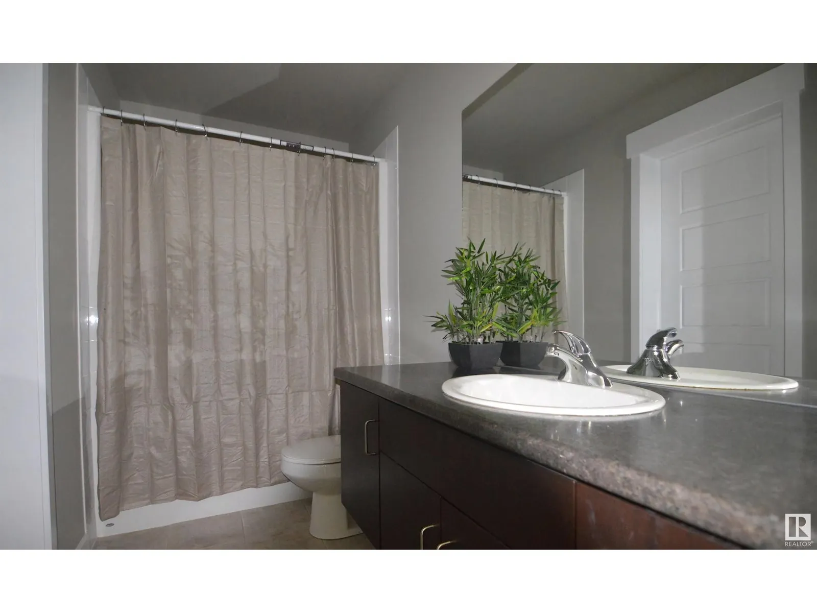 #108 10518 113 ST NW