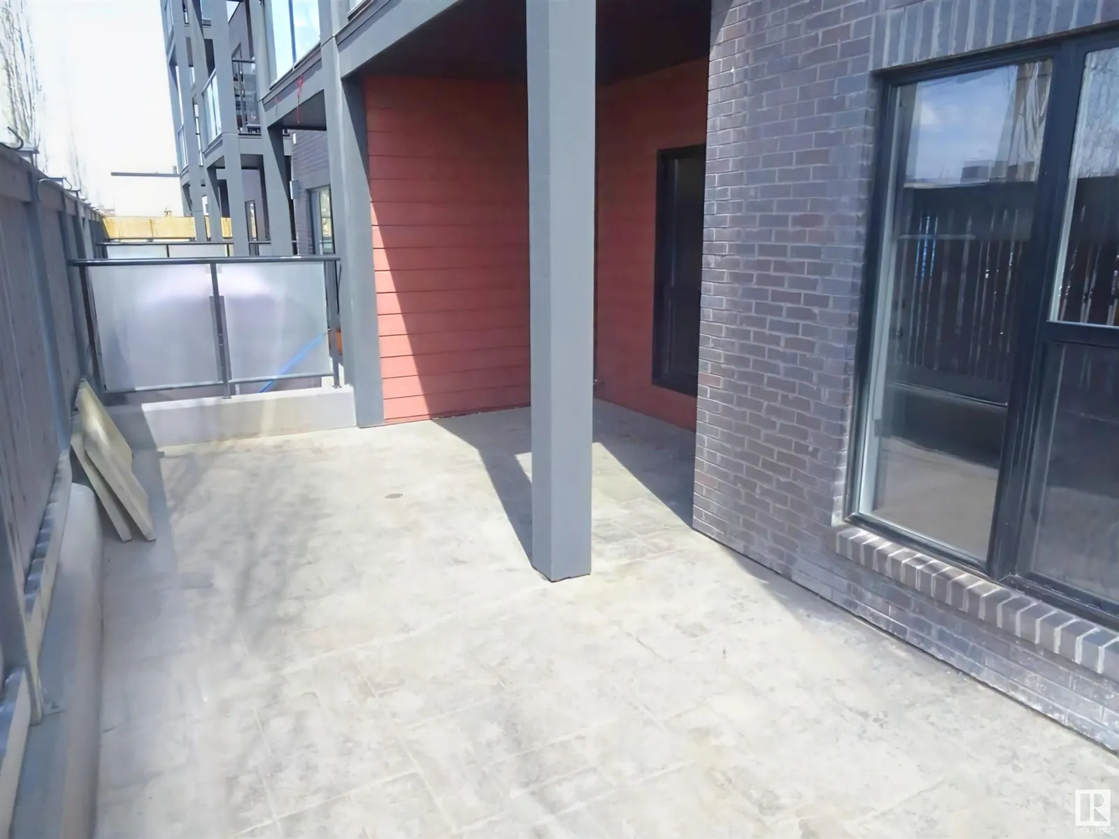 #108 10518 113 ST NW