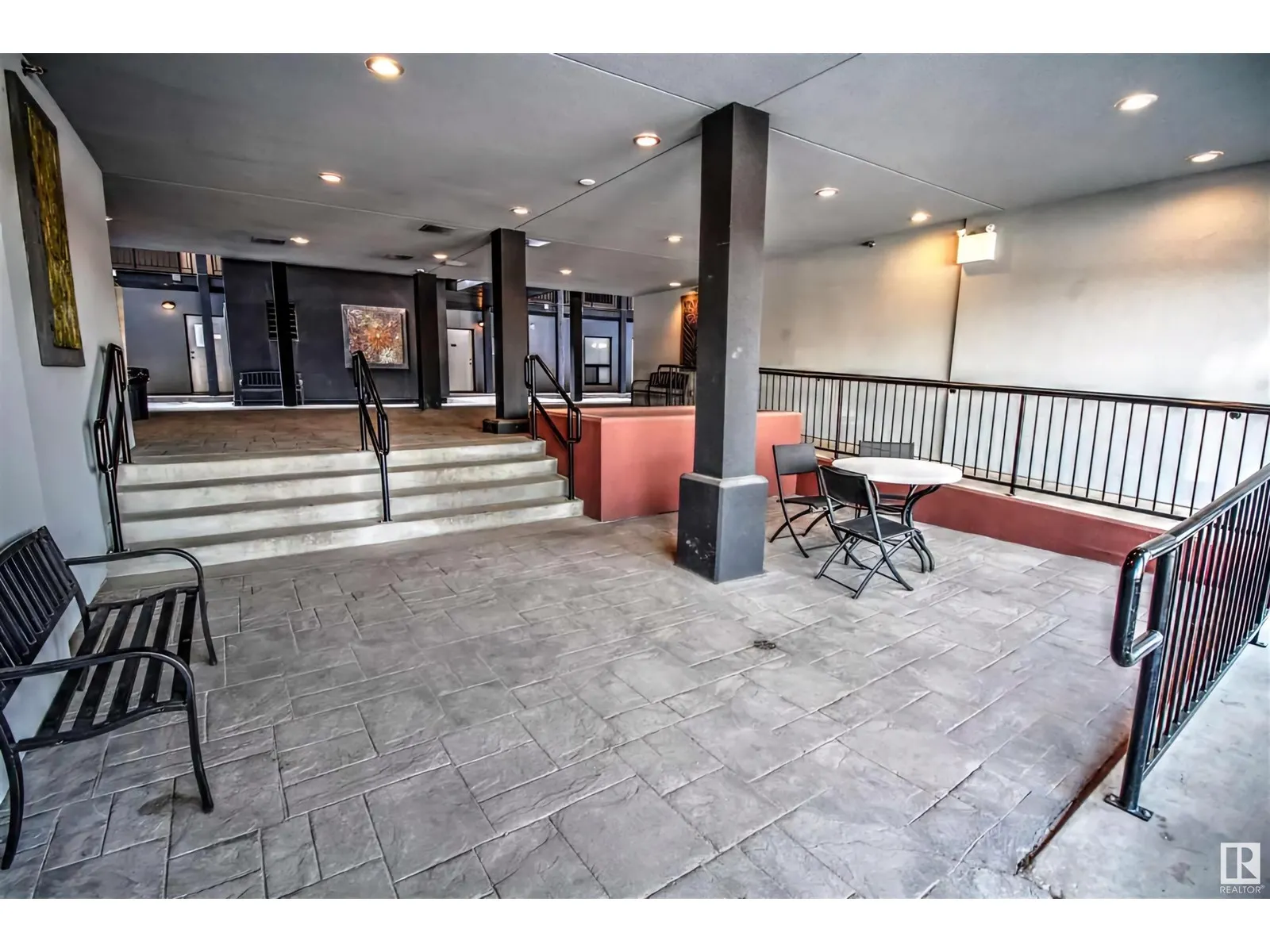 #108 10518 113 ST NW