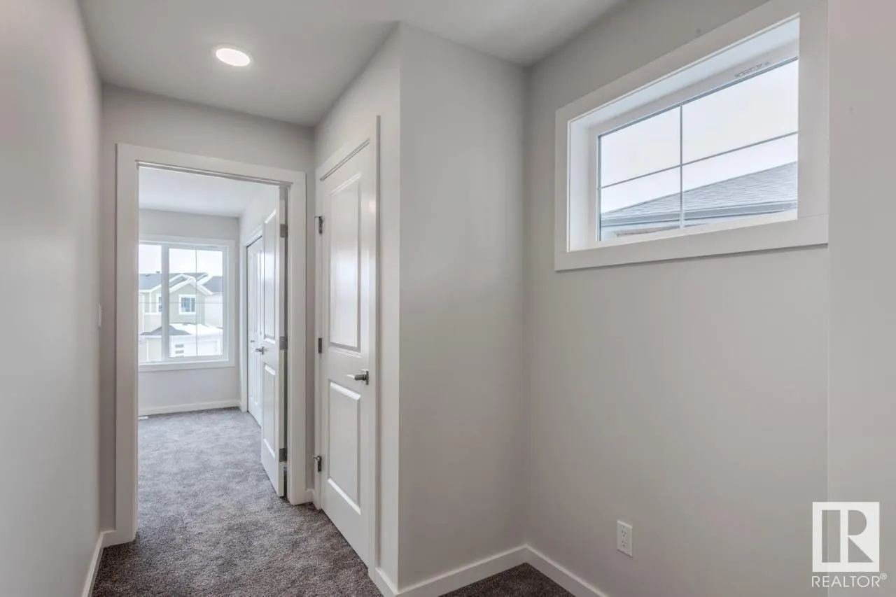 49 ASHBURY CR