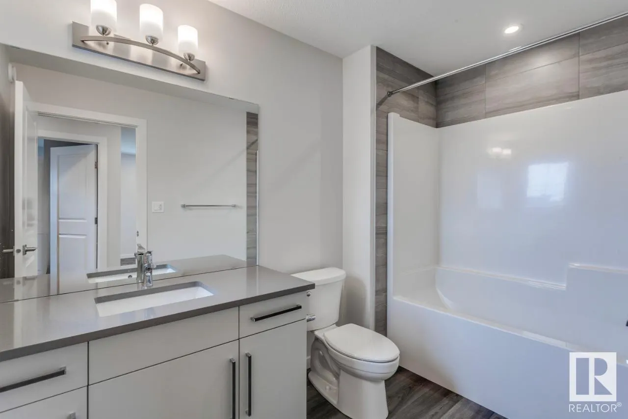 49 ASHBURY CR