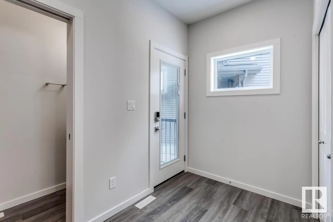 49 ASHBURY CR