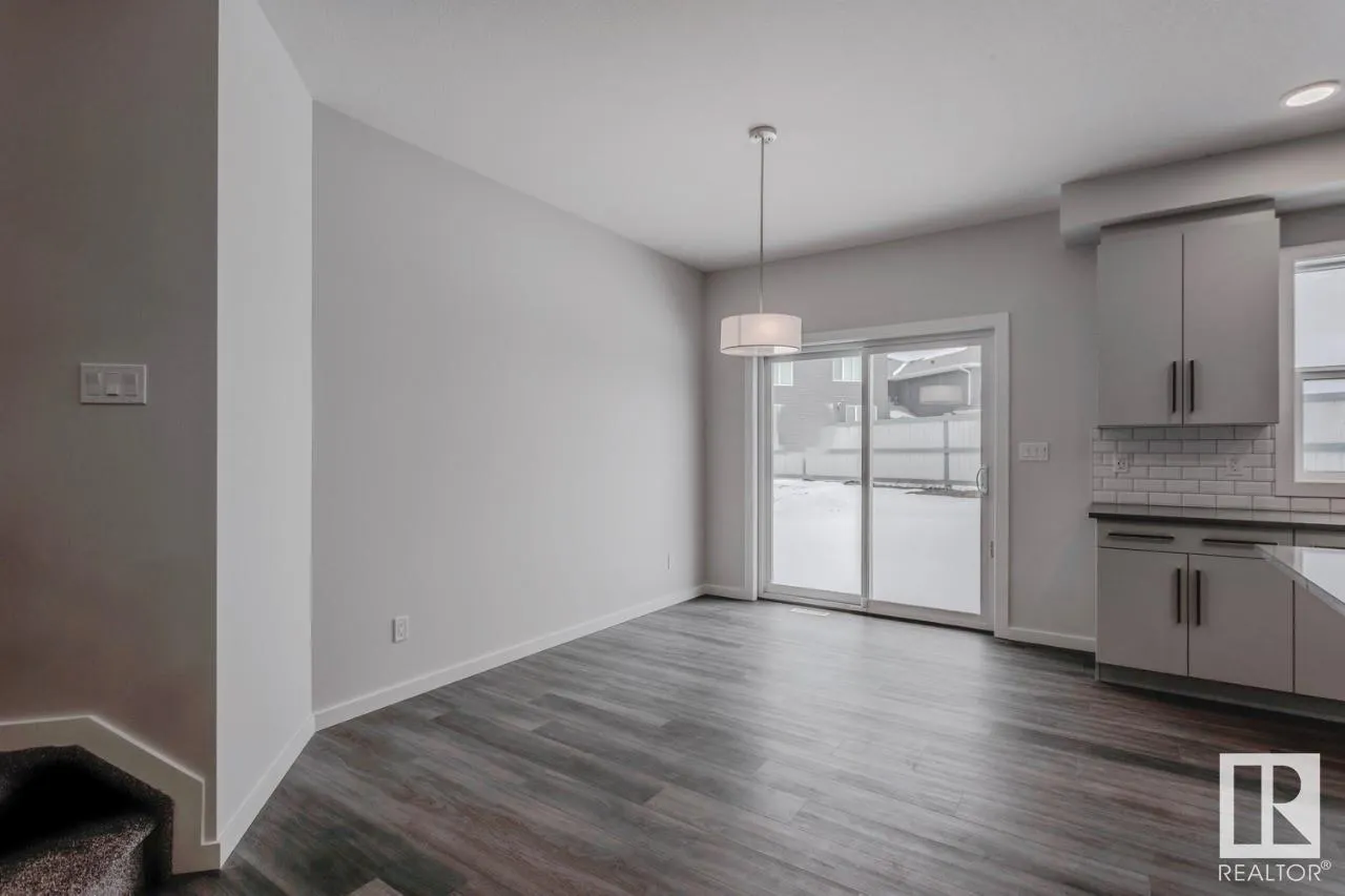 49 ASHBURY CR