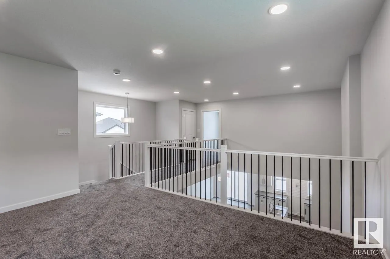 49 ASHBURY CR