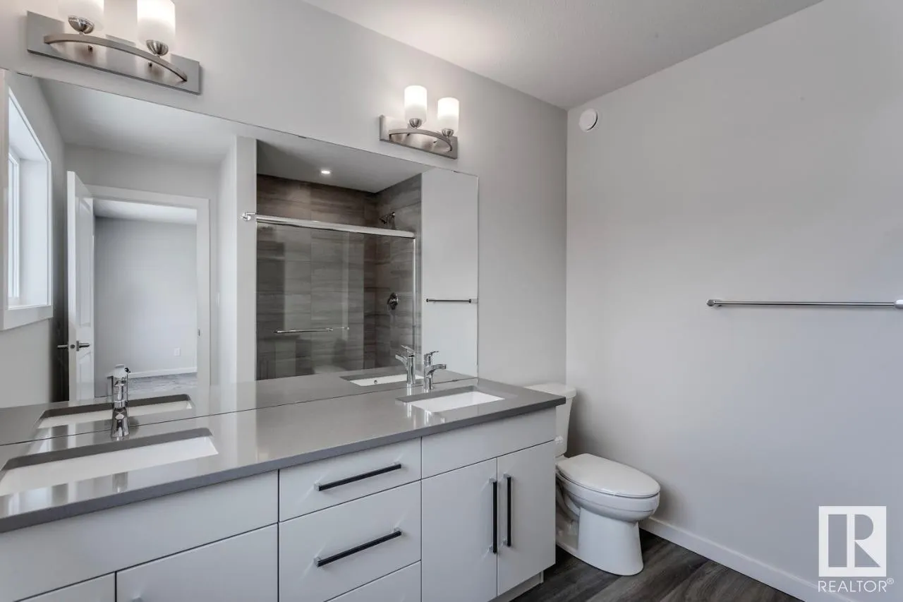 49 ASHBURY CR