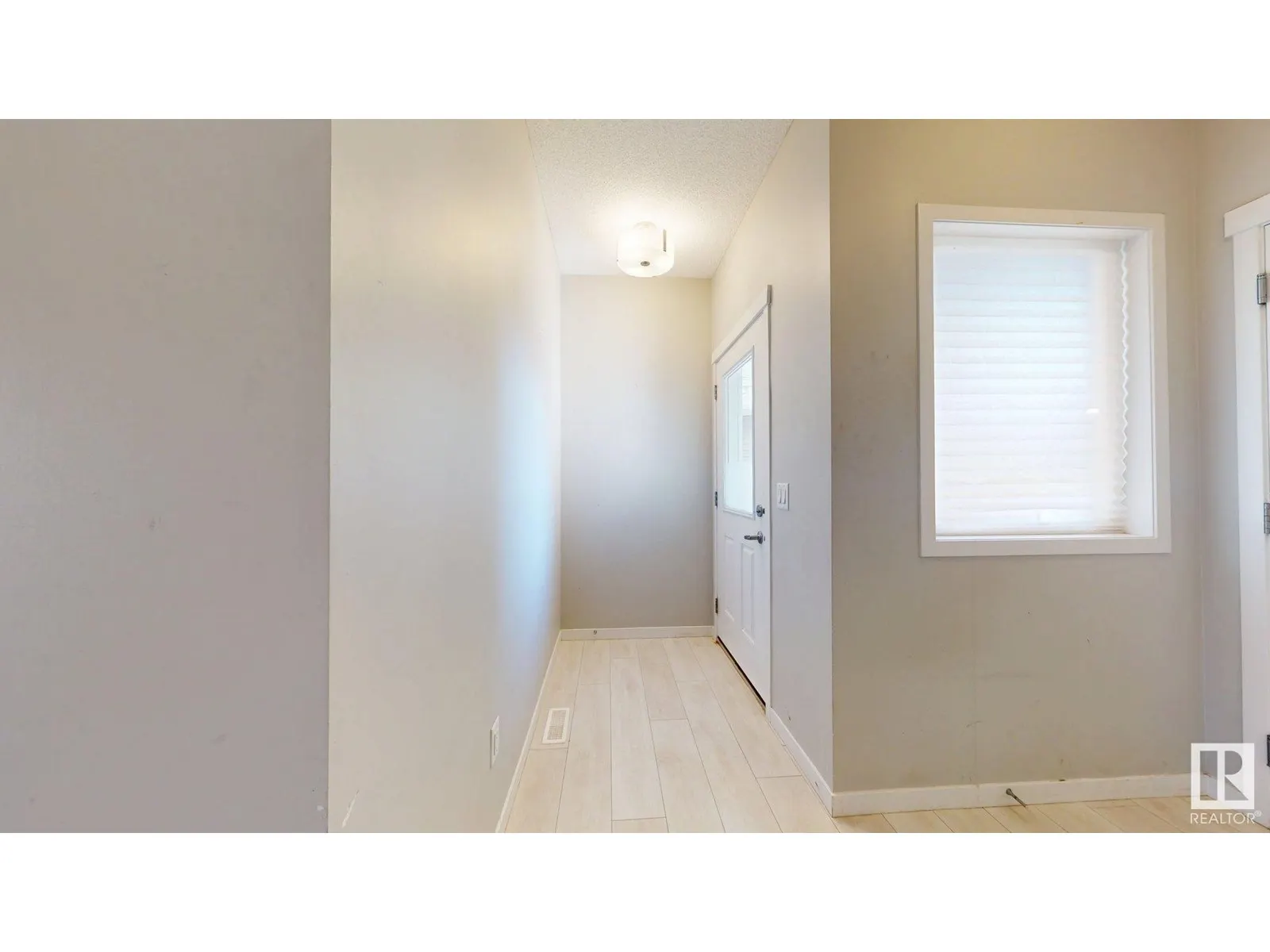 1408 25 AV NW