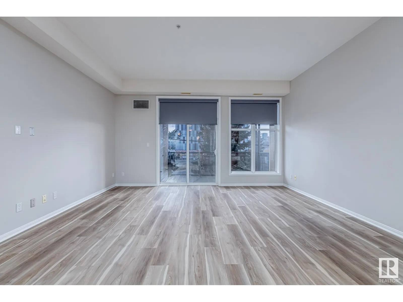 #220 10531 117 ST NW