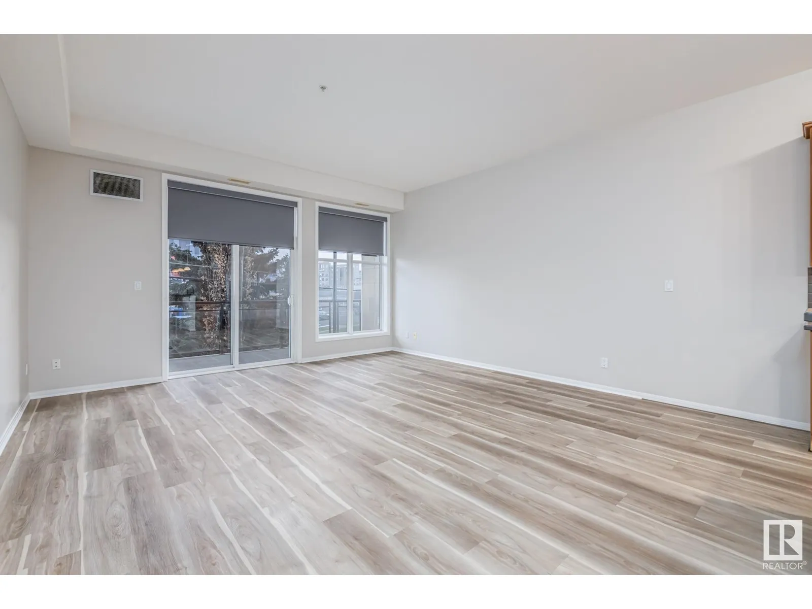 #220 10531 117 ST NW