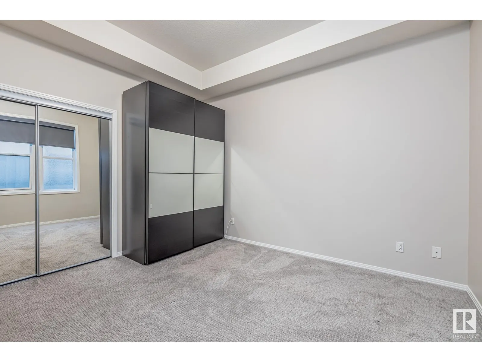 #220 10531 117 ST NW