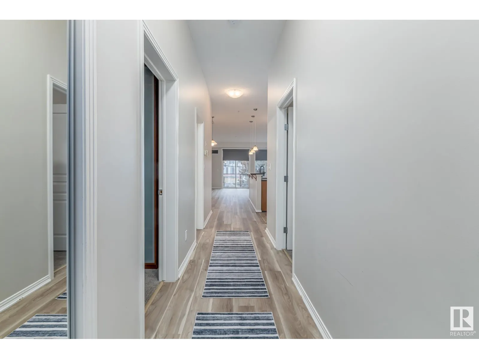#220 10531 117 ST NW
