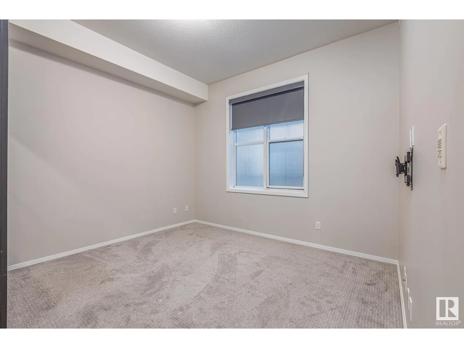 #220 10531 117 ST NW