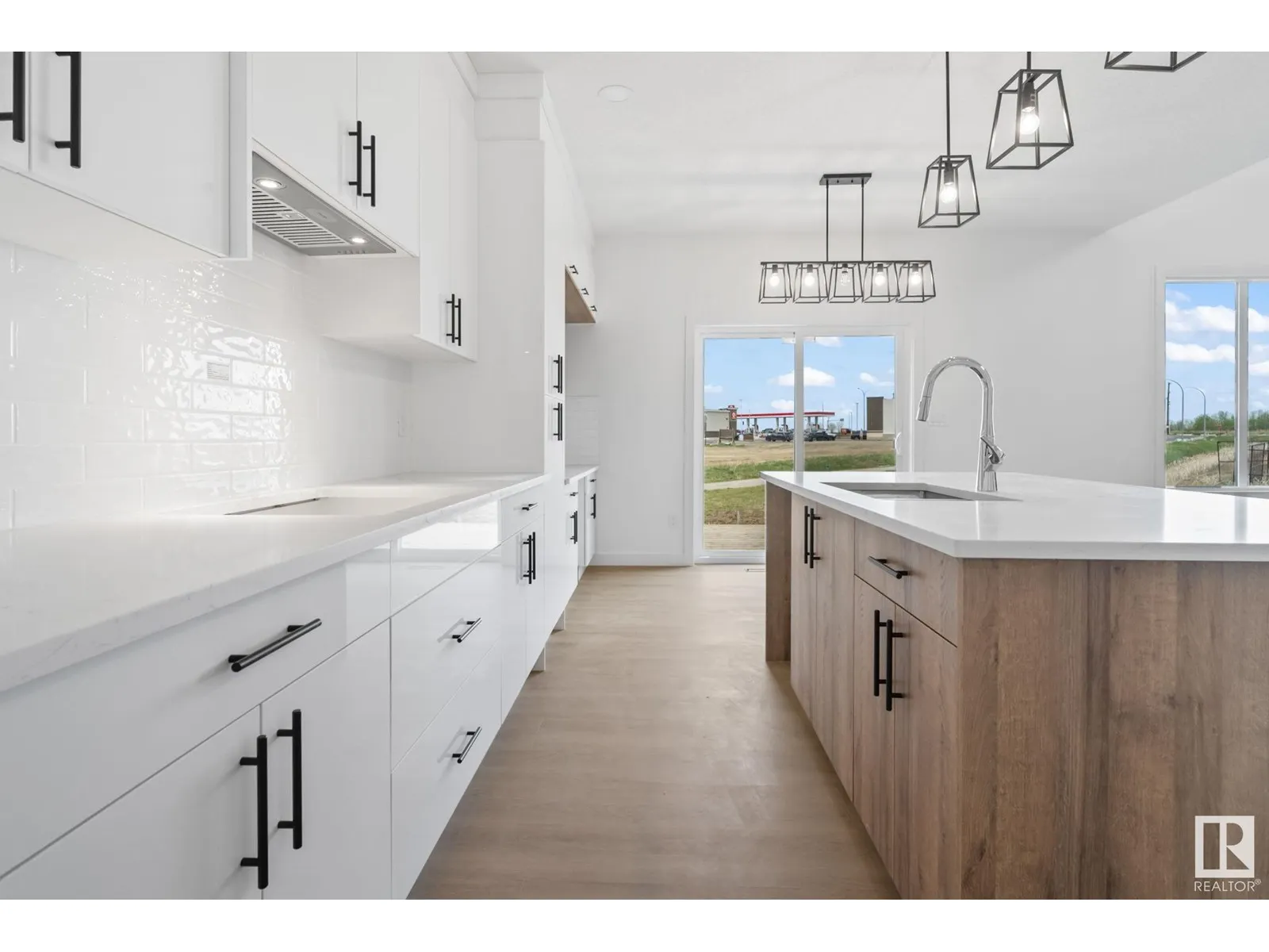 34 SUN MEADOWS CL