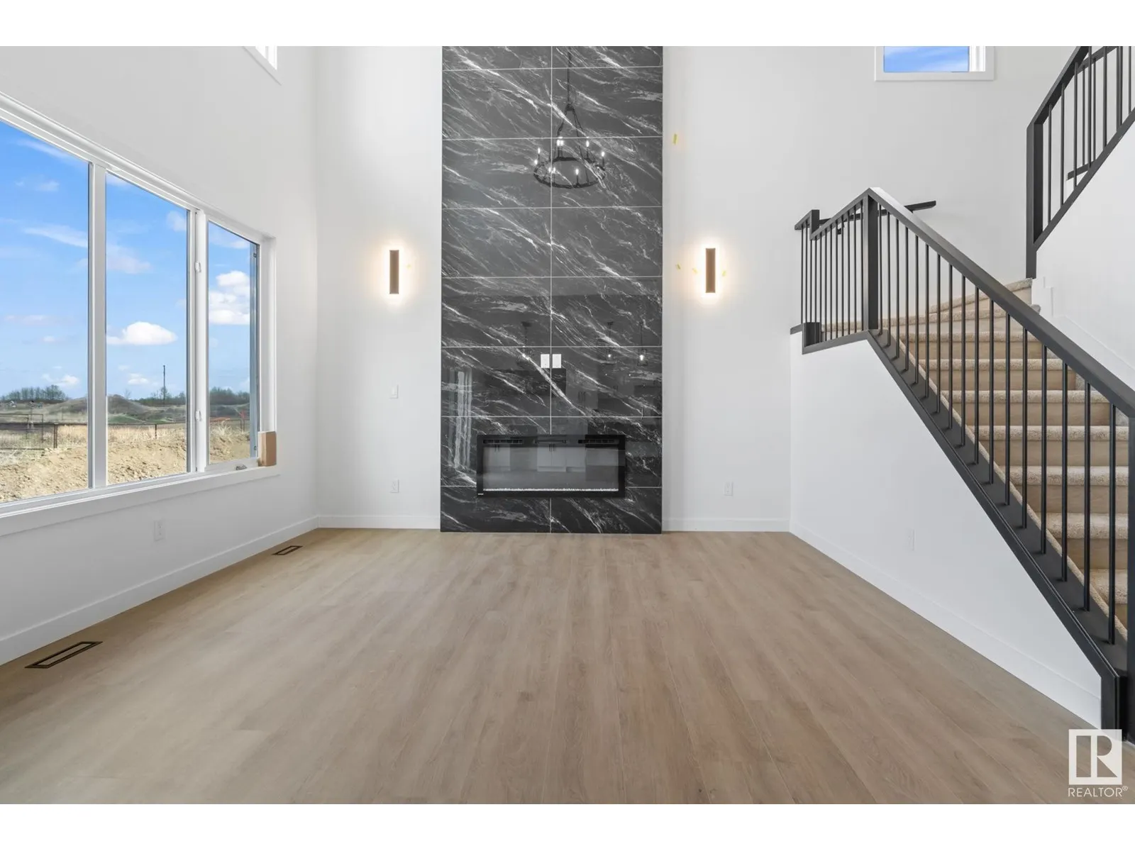 34 SUN MEADOWS CL