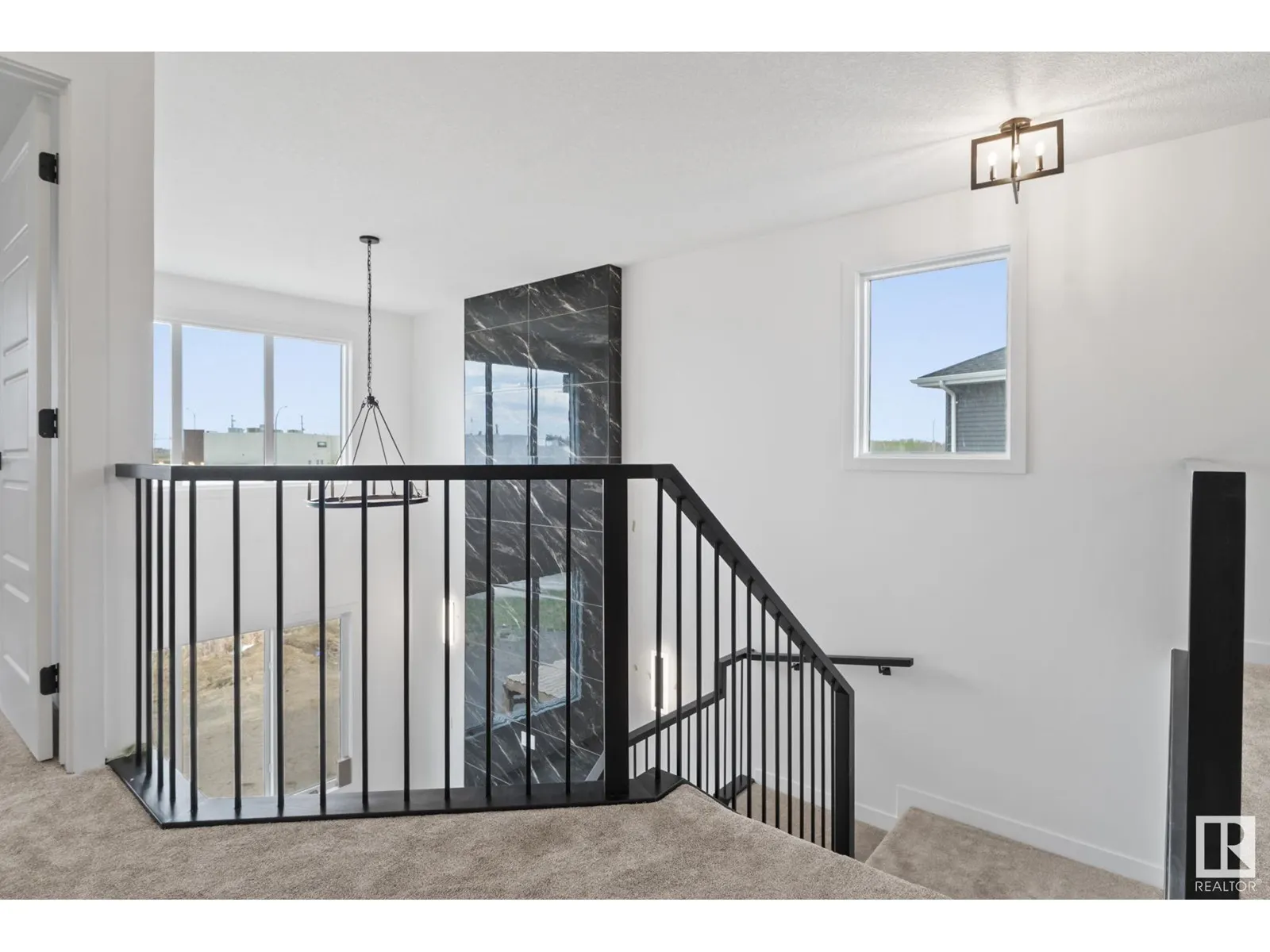 34 SUN MEADOWS CL