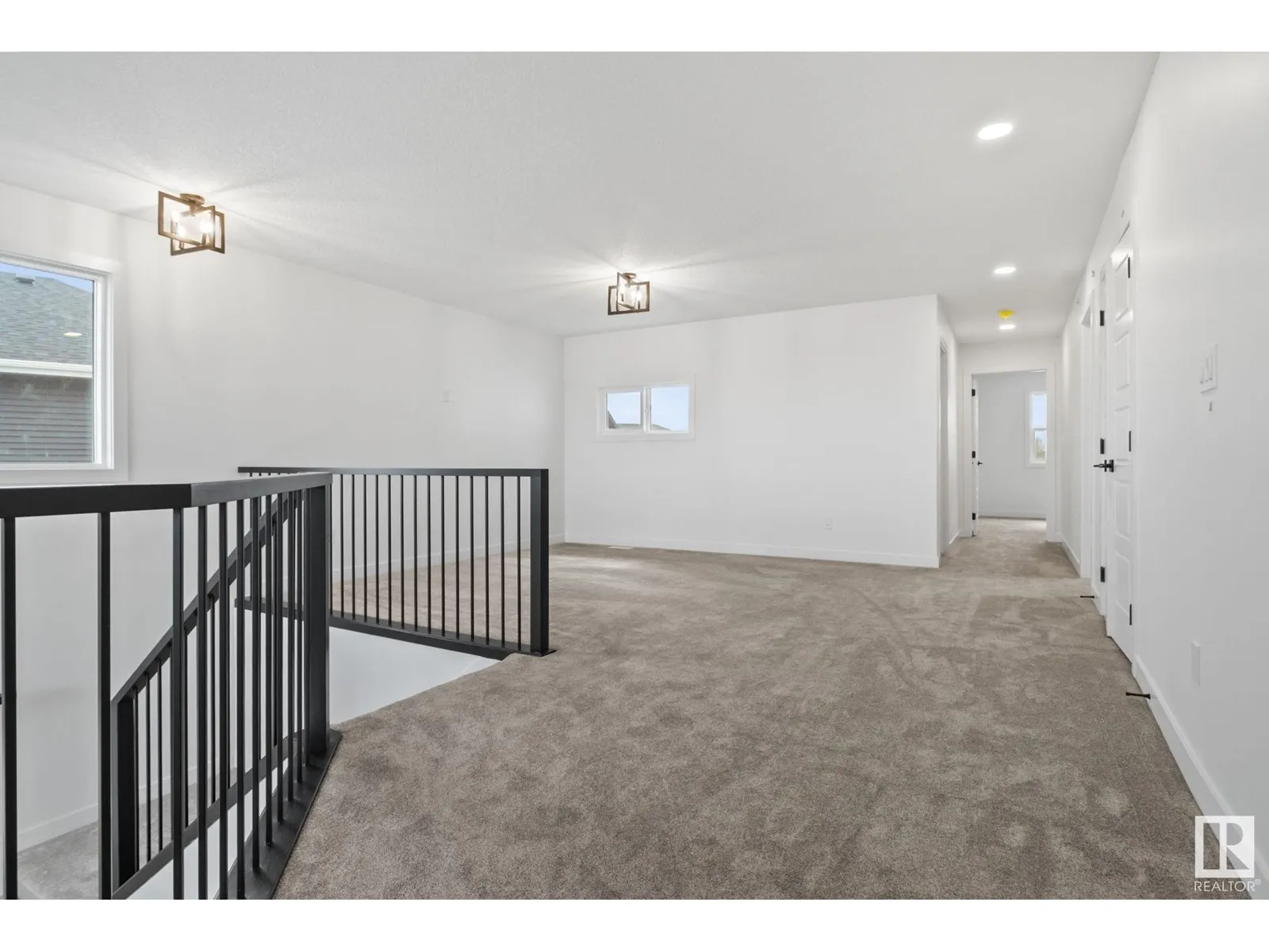 34 SUN MEADOWS CL