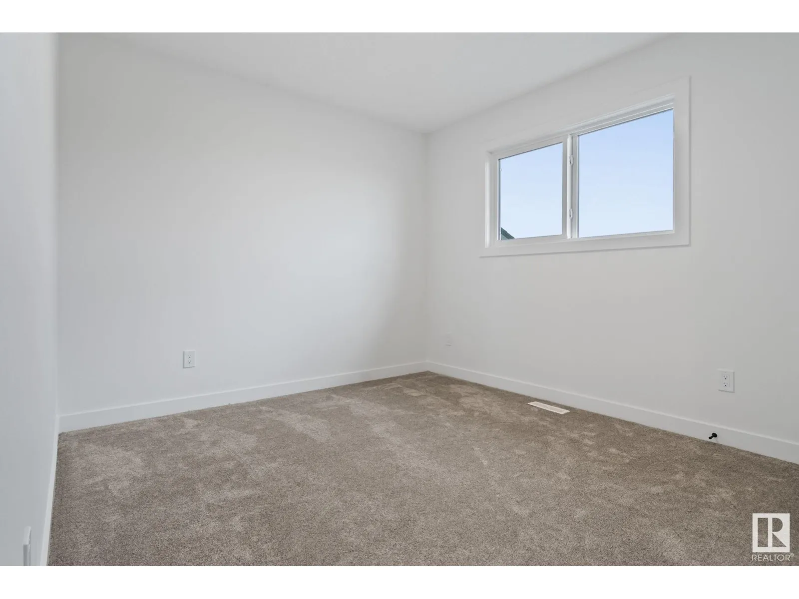 34 SUN MEADOWS CL