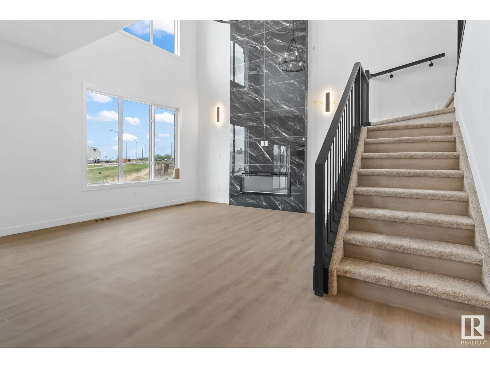 34 SUN MEADOWS CL