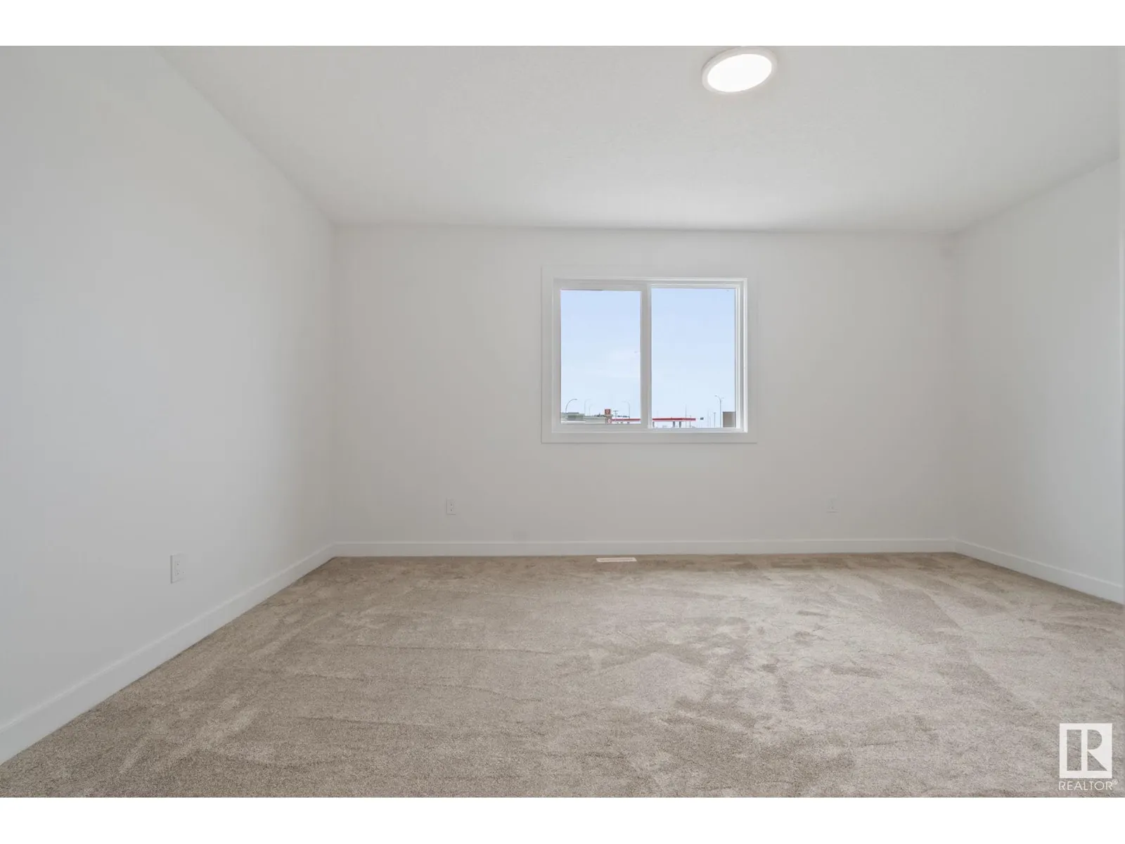34 SUN MEADOWS CL