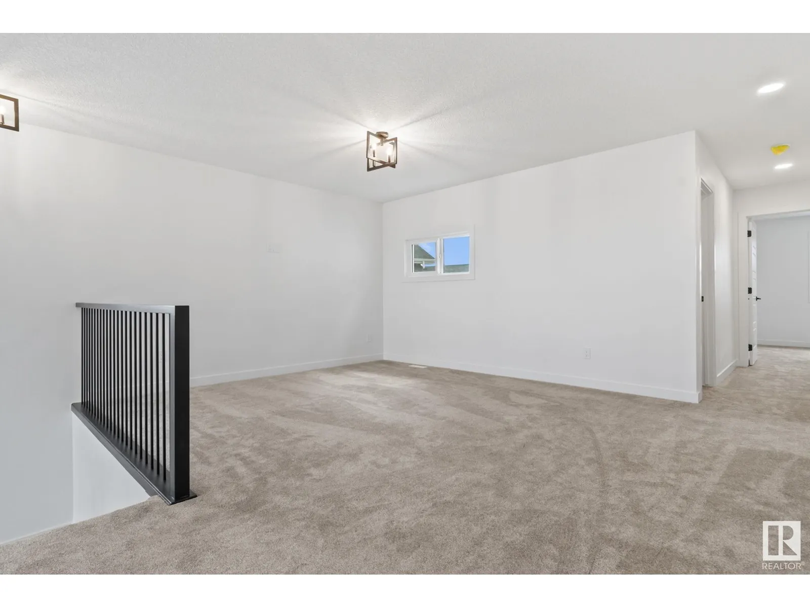 34 SUN MEADOWS CL