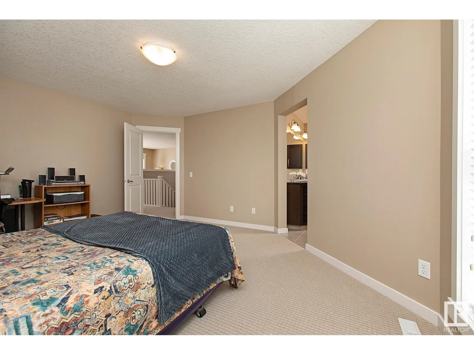 711 DECOTEAU WY NW