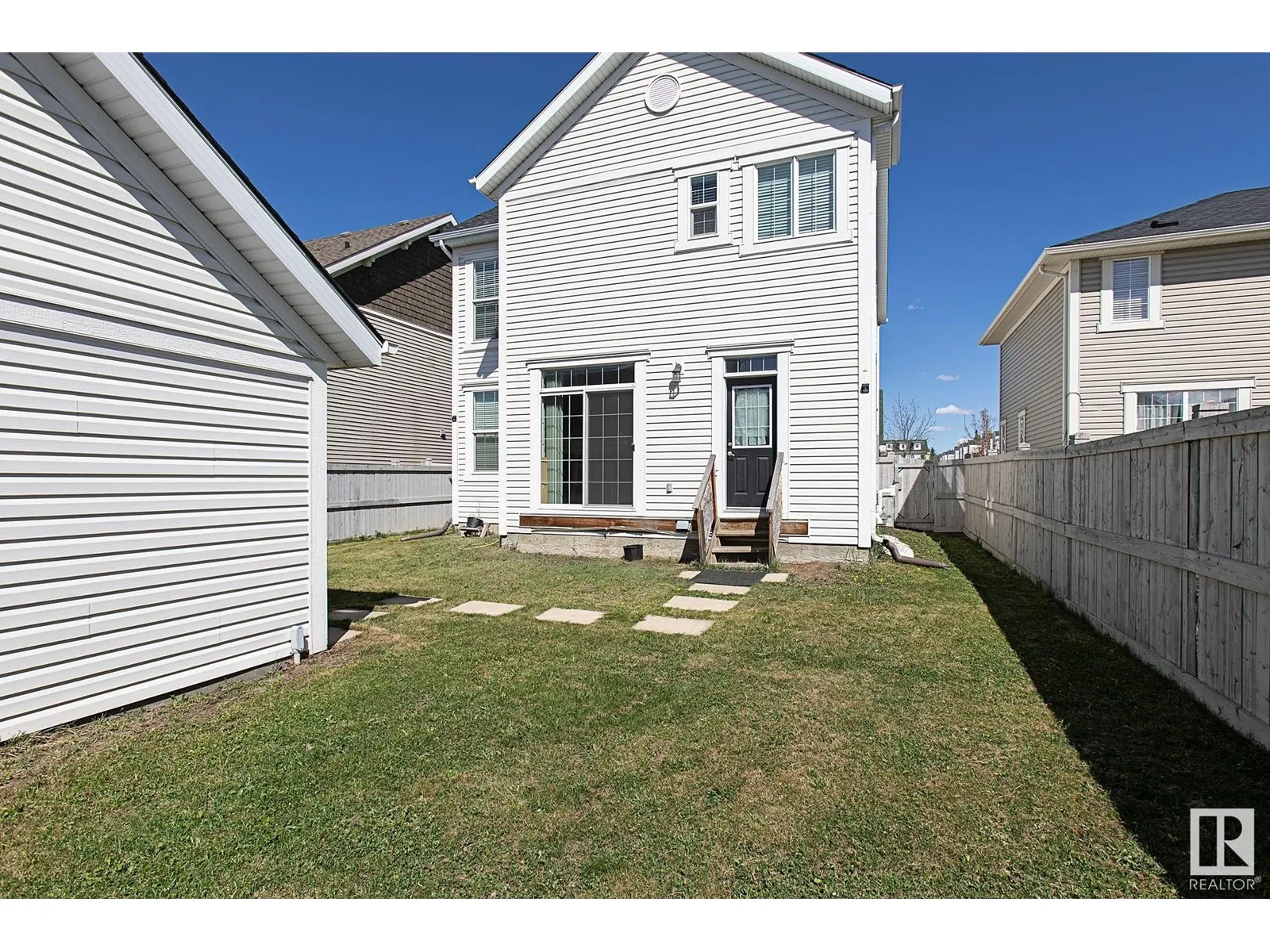 711 DECOTEAU WY NW