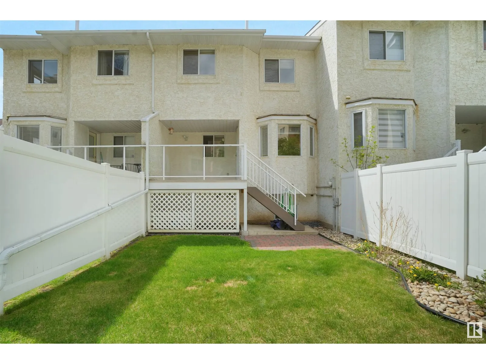 9761 176 ST NW