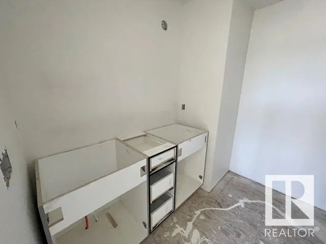 81 WILTREE TC