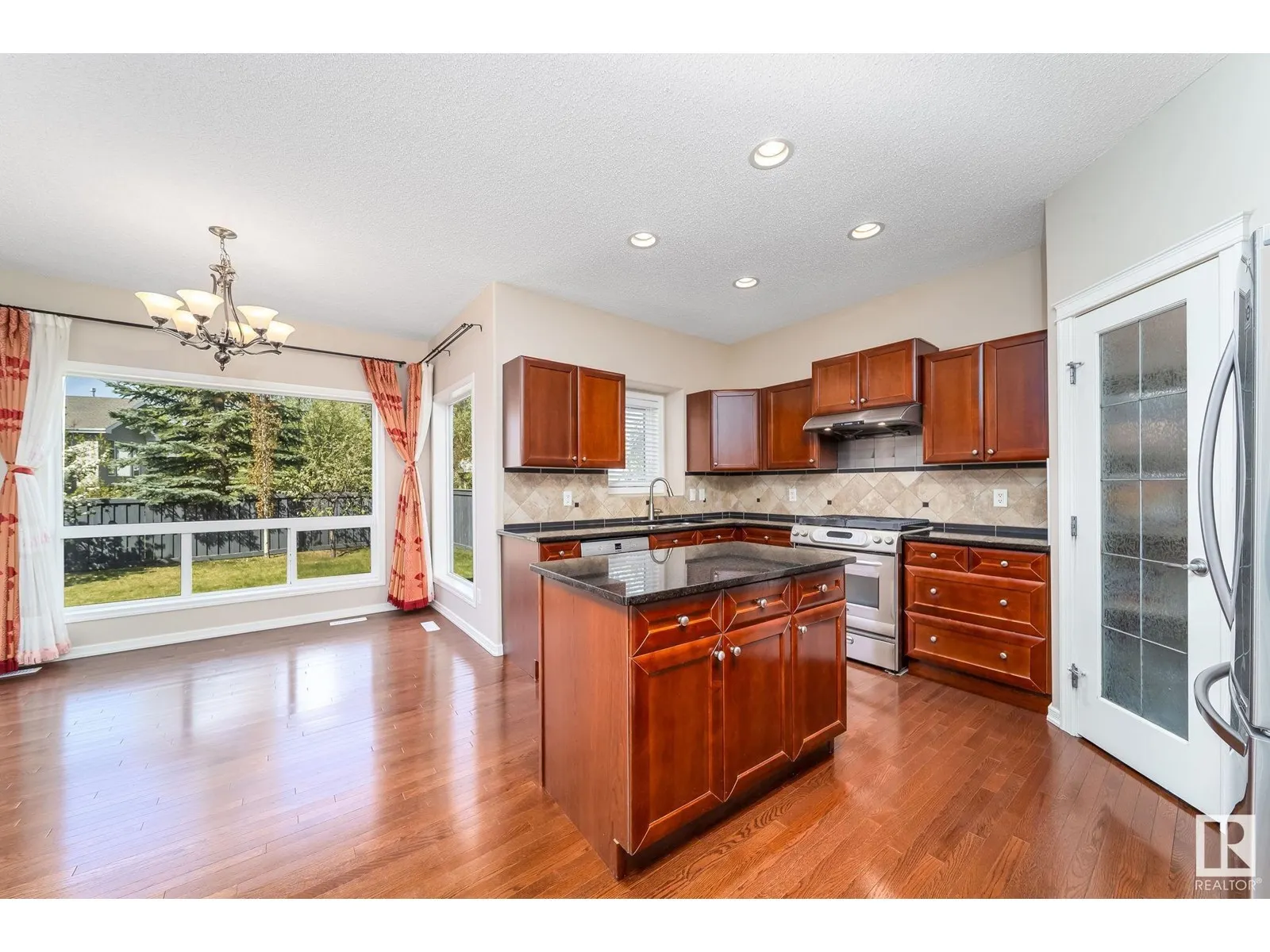 1157 TORY RD NW