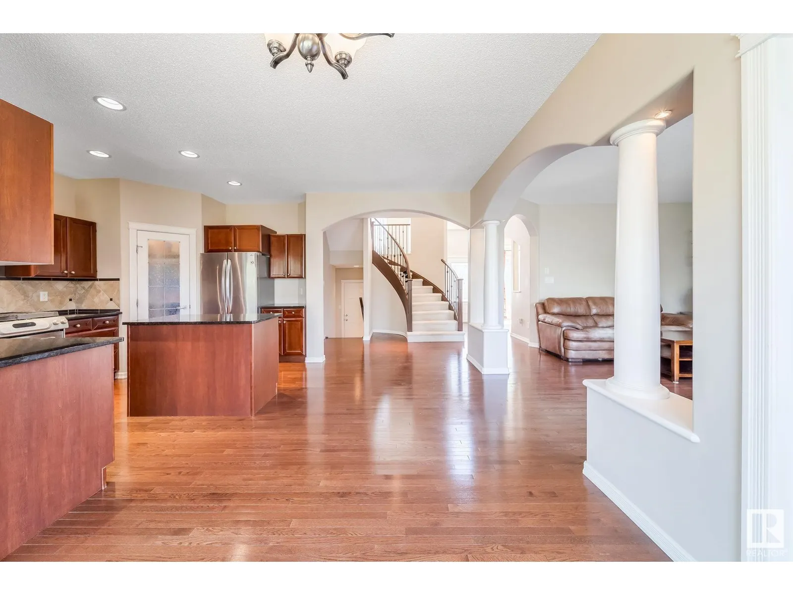 1157 TORY RD NW