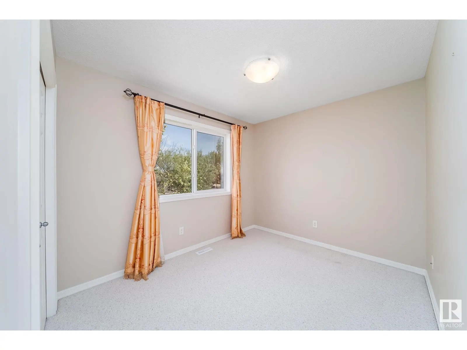 1157 TORY RD NW