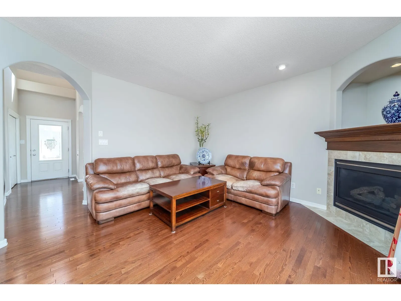1157 TORY RD NW
