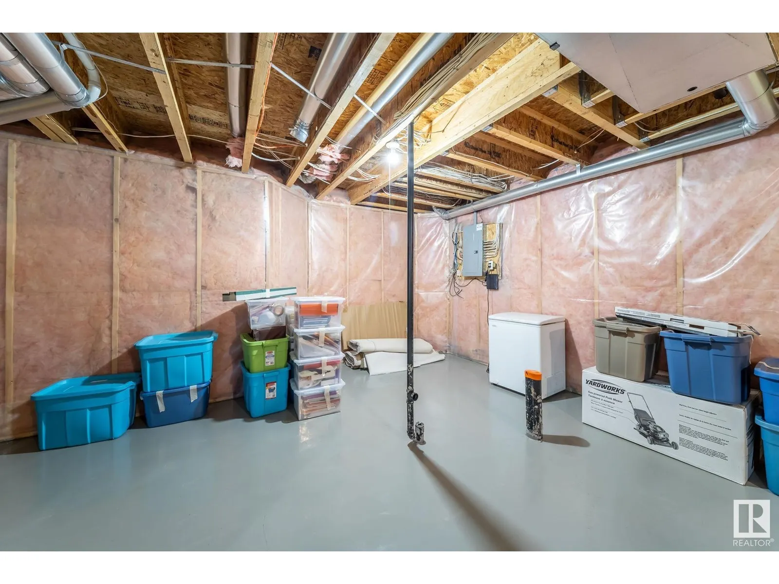 1157 TORY RD NW