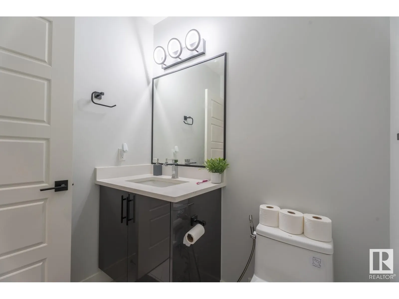 4409 37 ST