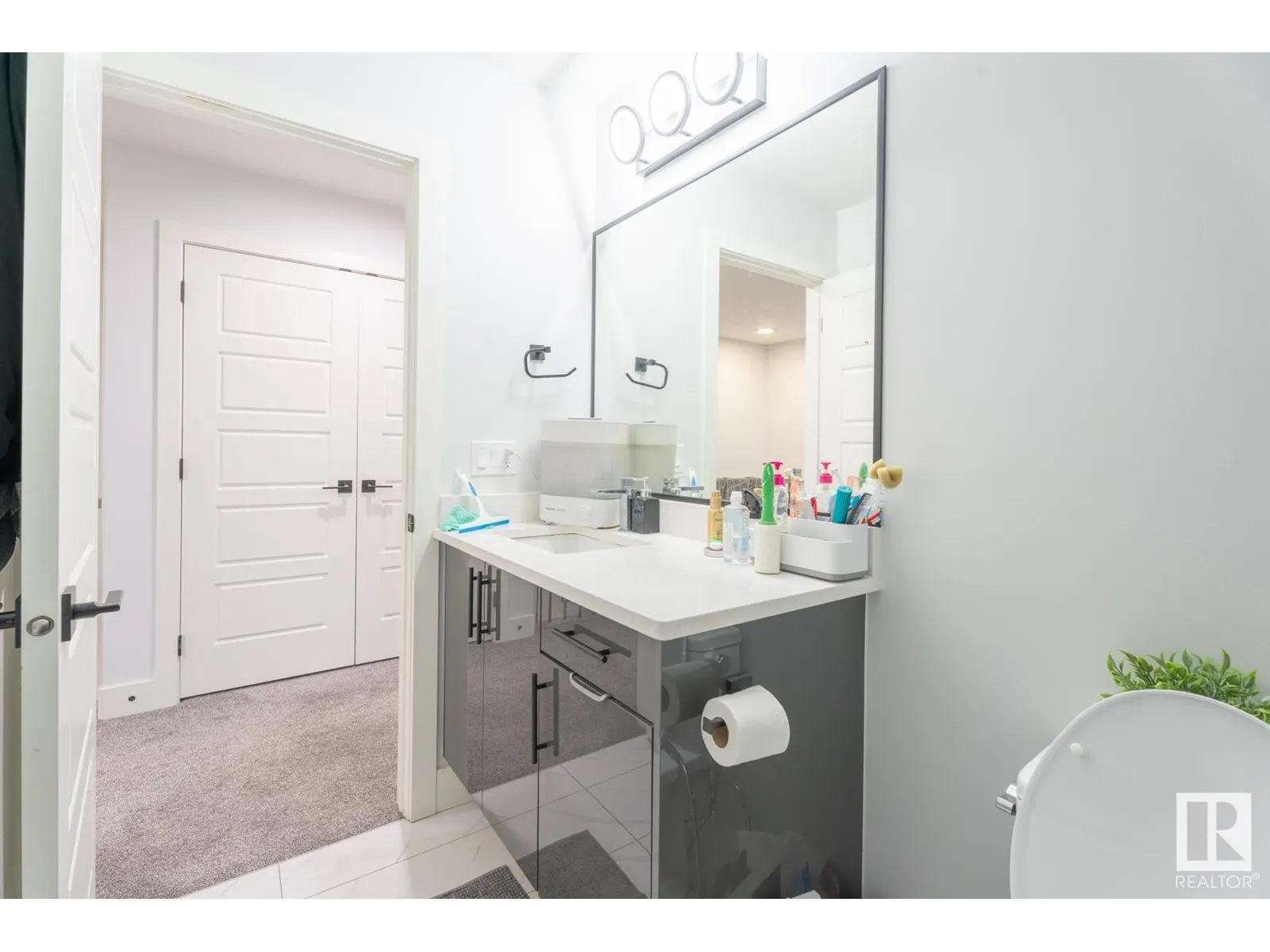 4409 37 ST