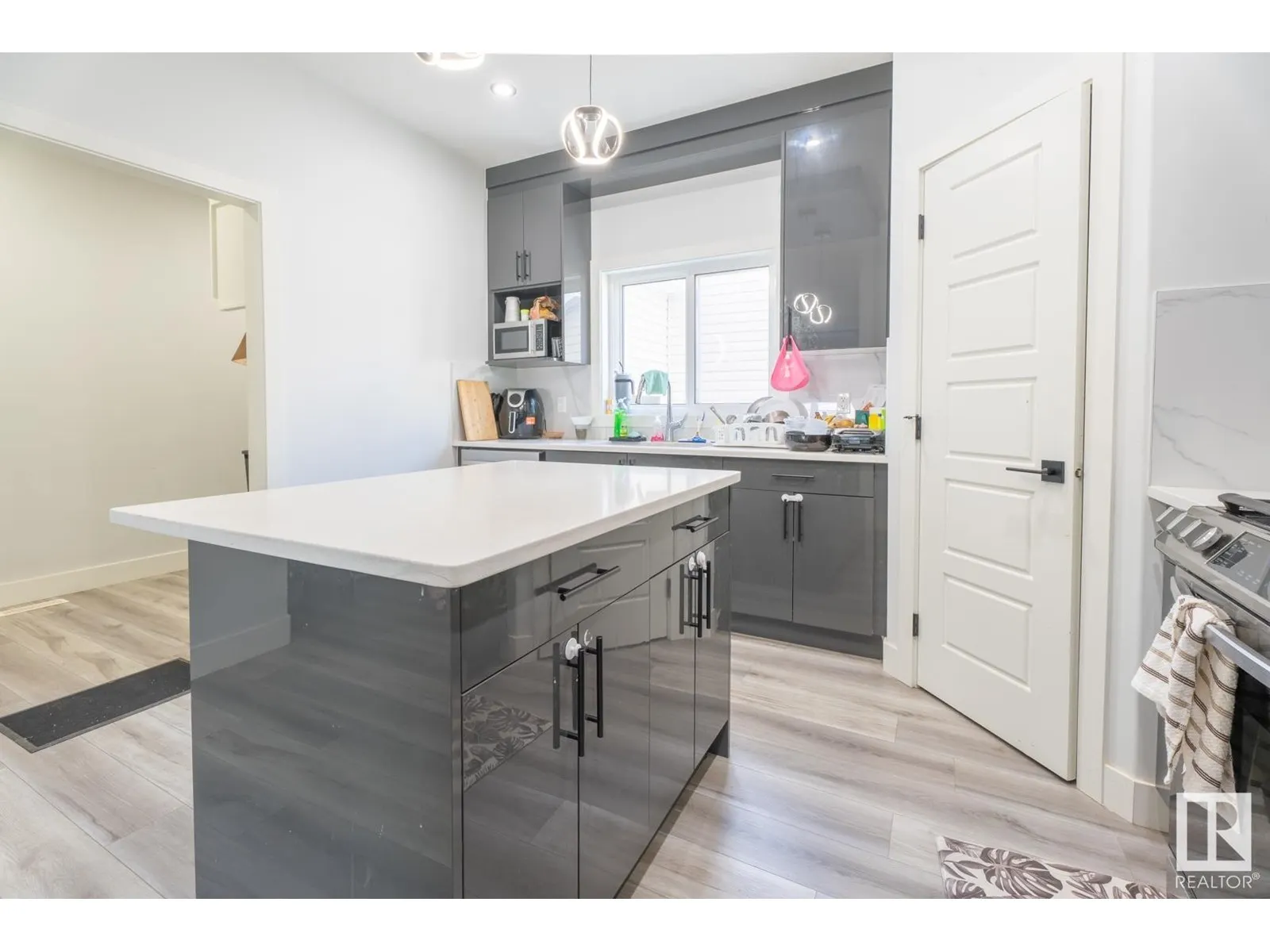 4409 37 ST