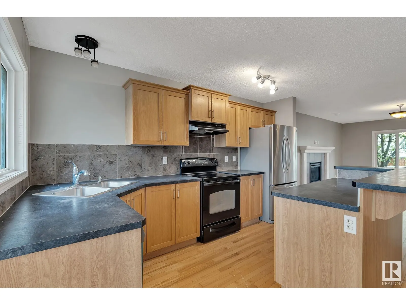 14771 141 ST NW