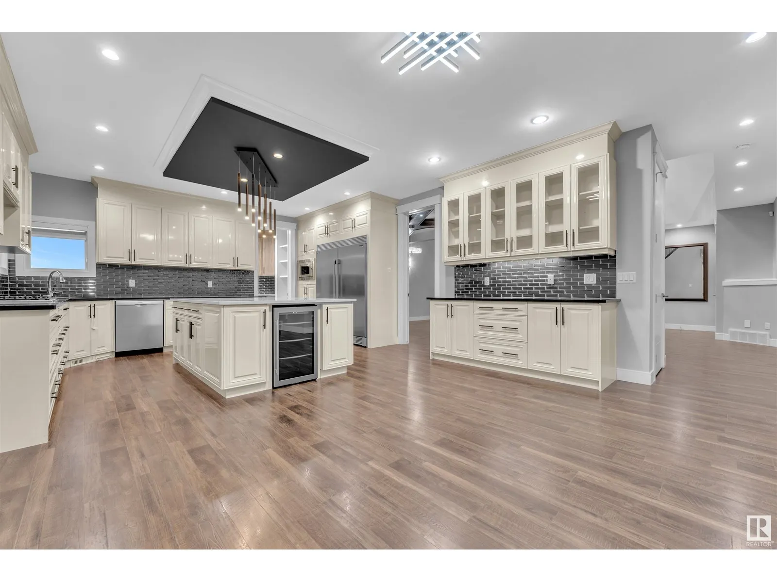4408 39 ST