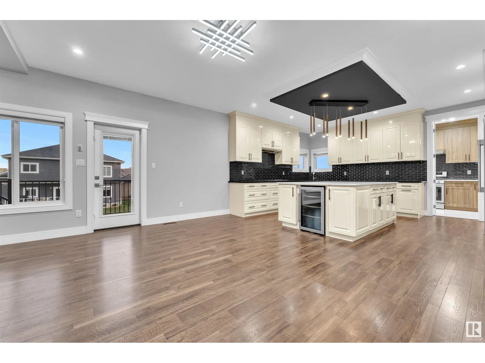 4408 39 ST