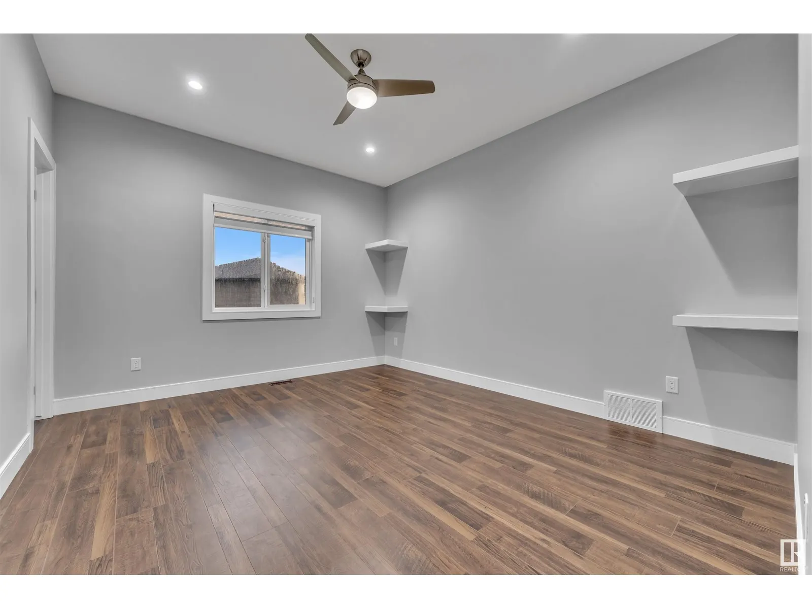 4408 39 ST