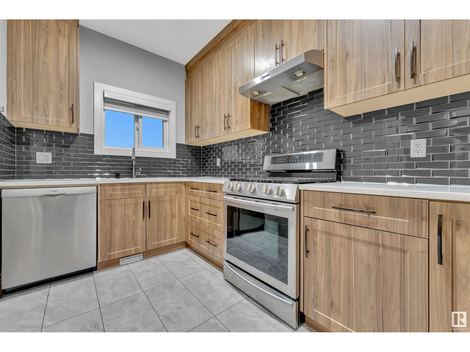 4408 39 ST