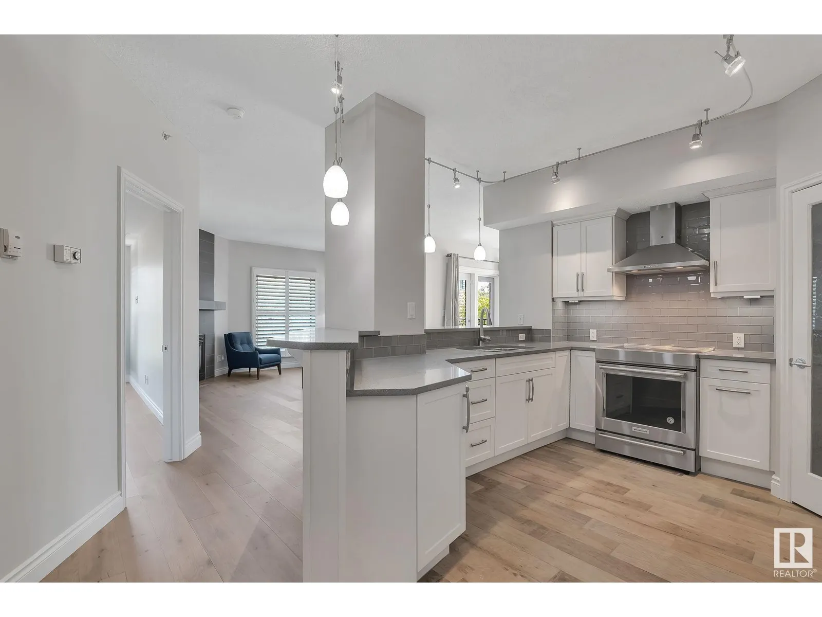 #508 10108 125 ST NW
