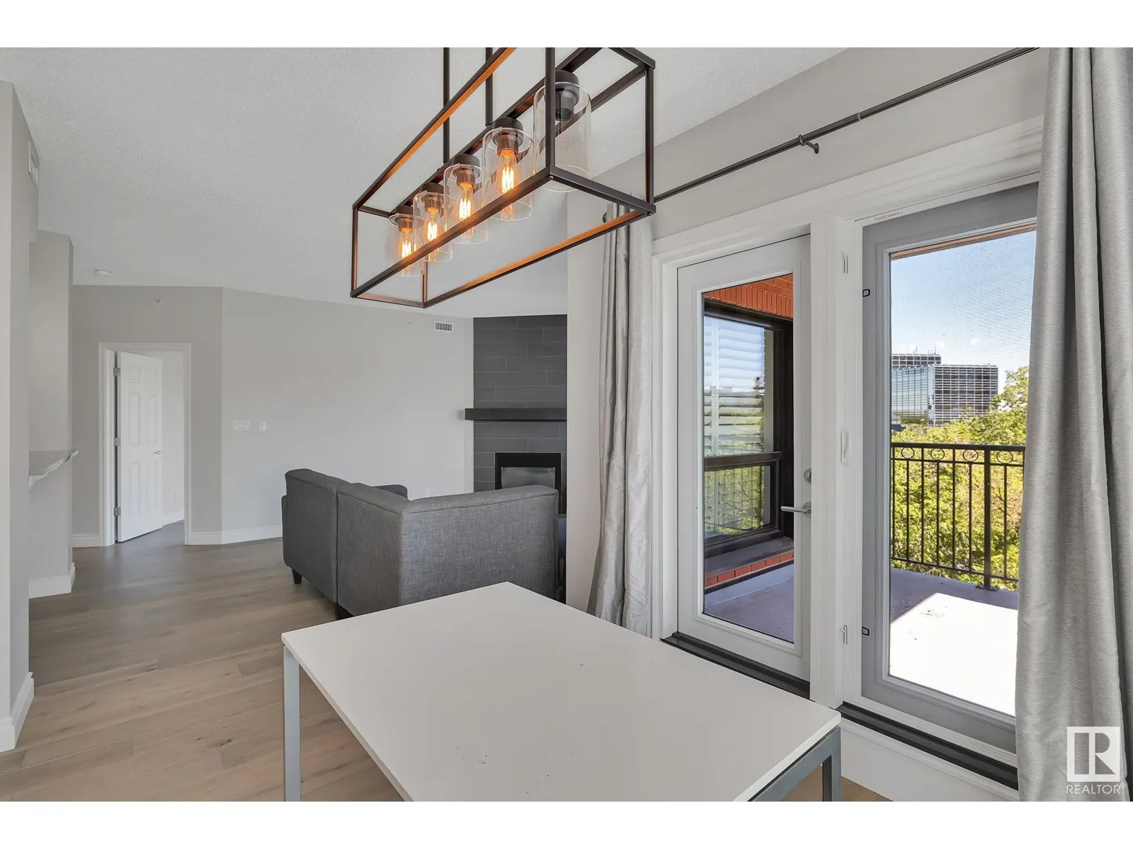 #508 10108 125 ST NW