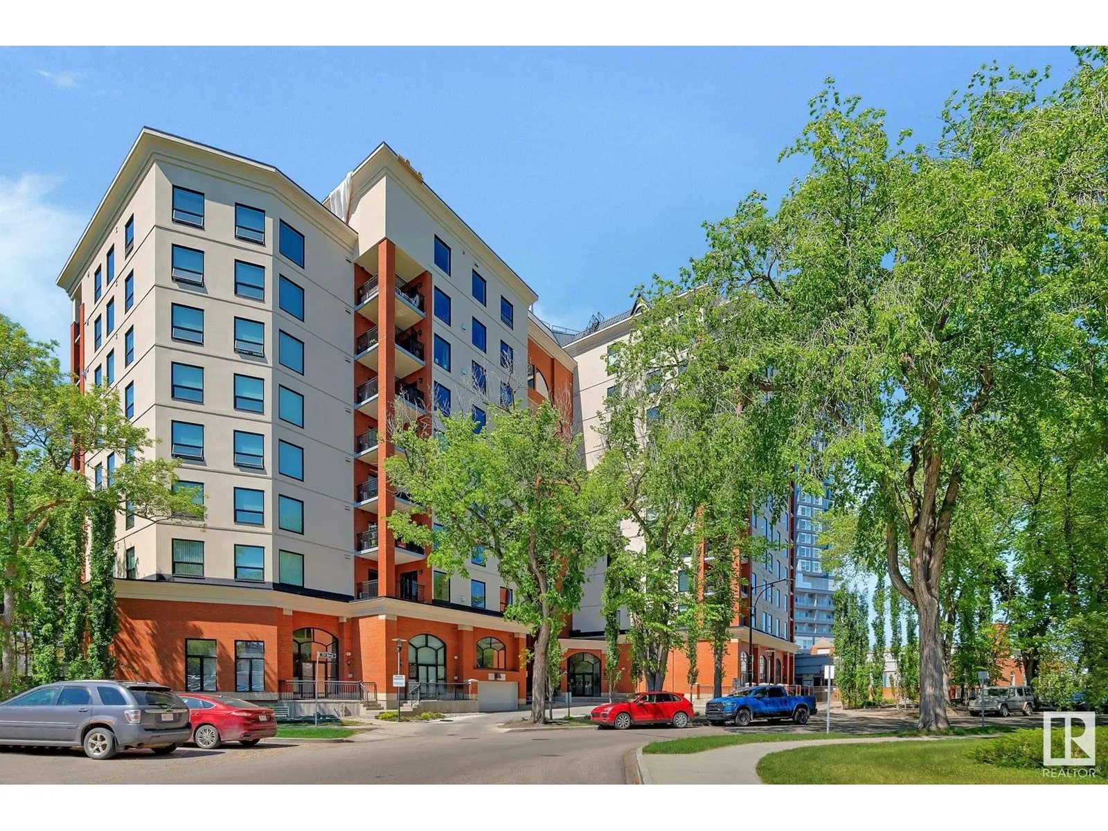 #508 10108 125 ST NW