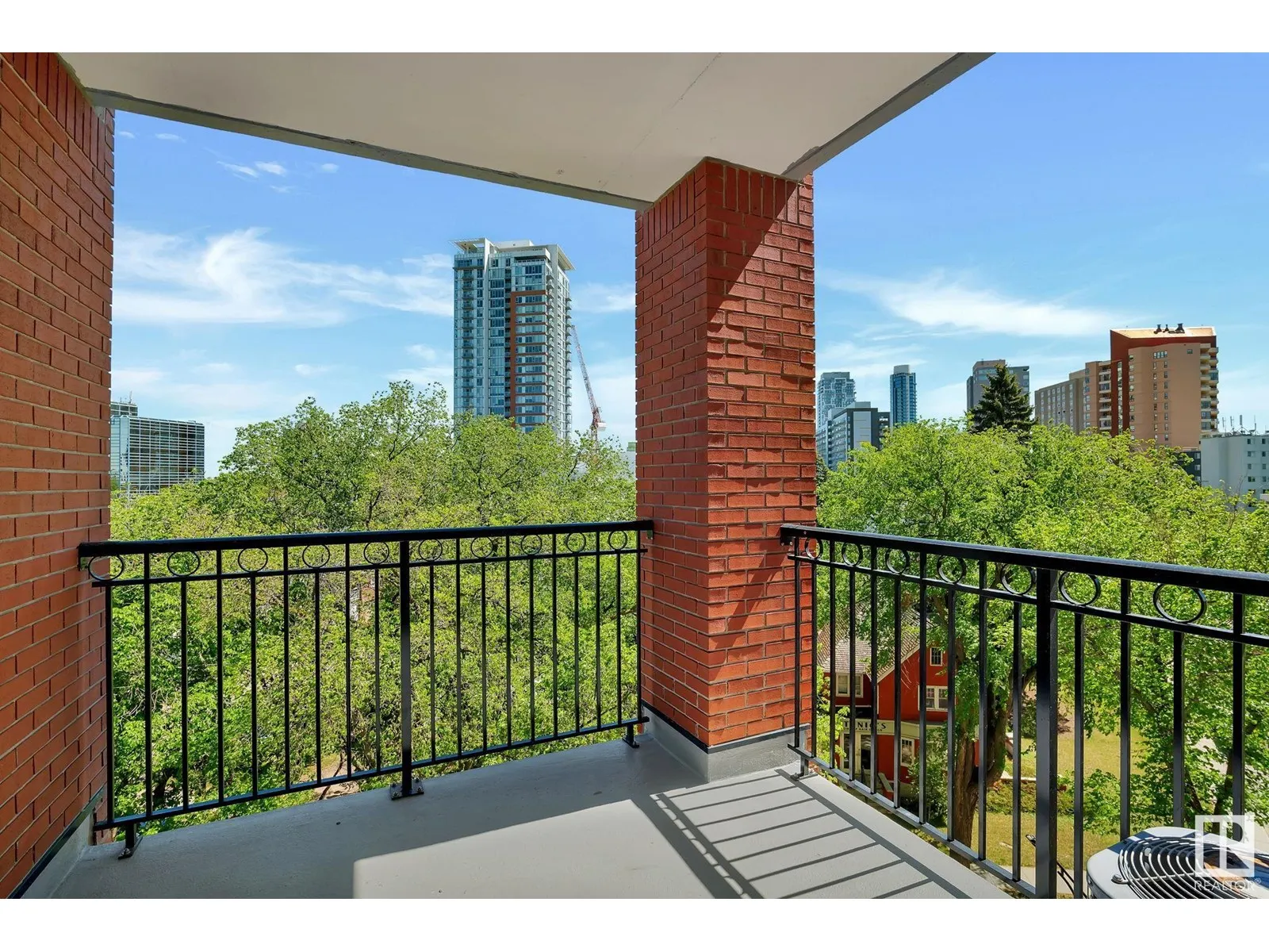 #508 10108 125 ST NW