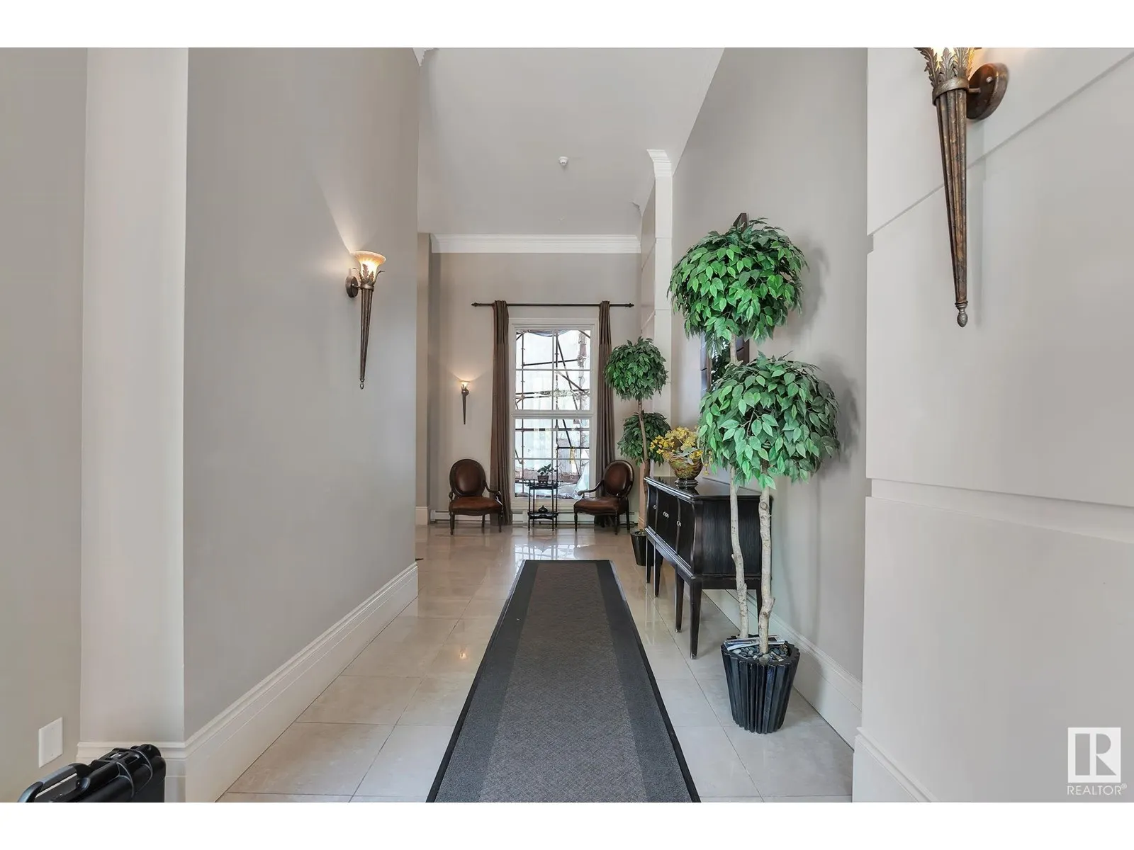 #508 10108 125 ST NW