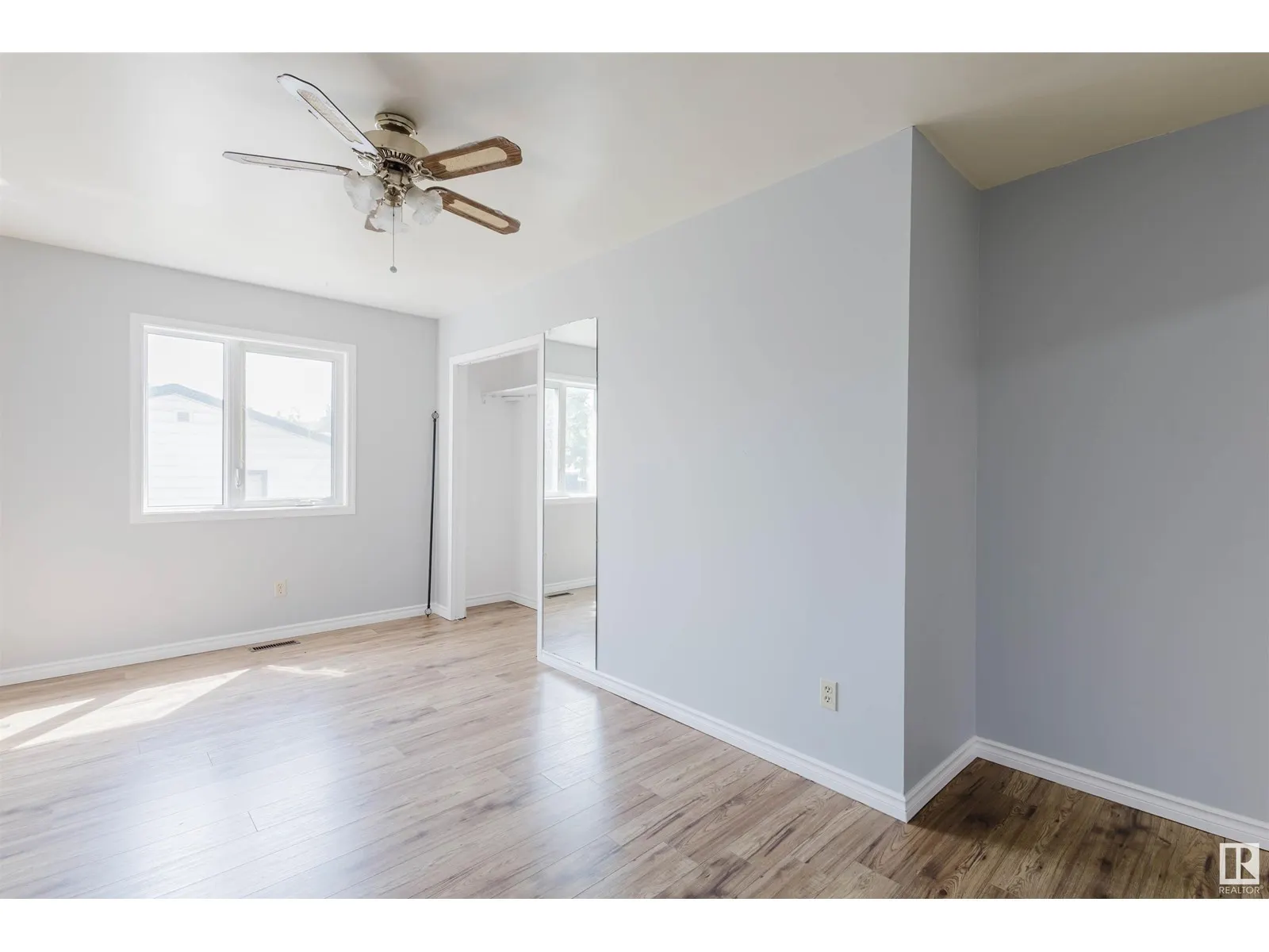 9731 162 ST NW