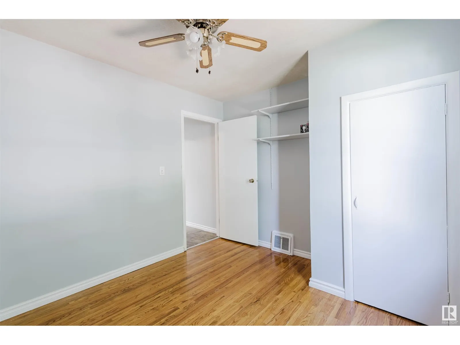 9731 162 ST NW