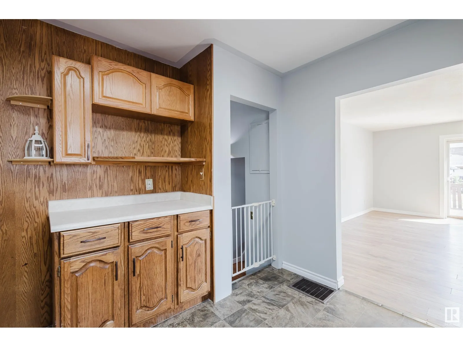 9731 162 ST NW